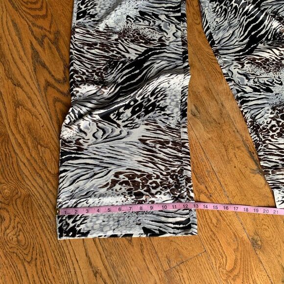 Massey Abstract Animal Print 2 piece set - Picture 14 of 14
